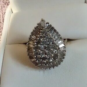10 KT Cocktail Ring